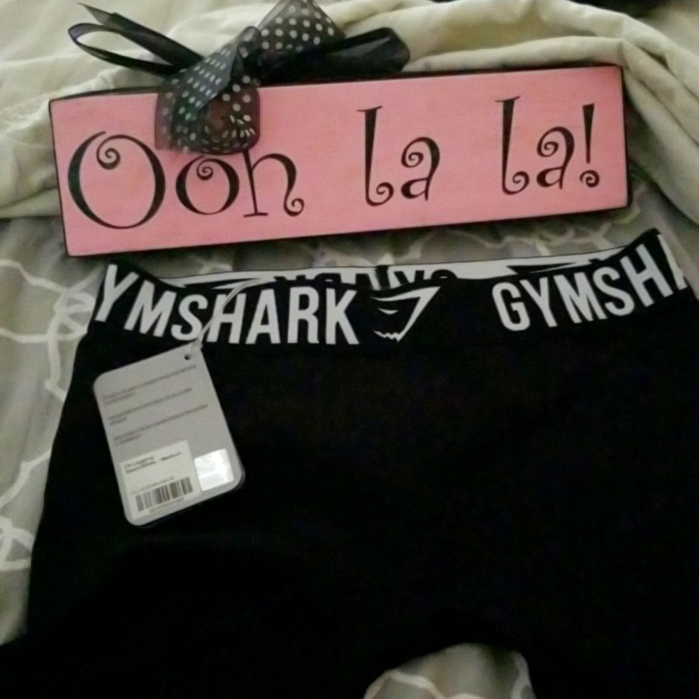 NEW GYMSHARK LEGGING